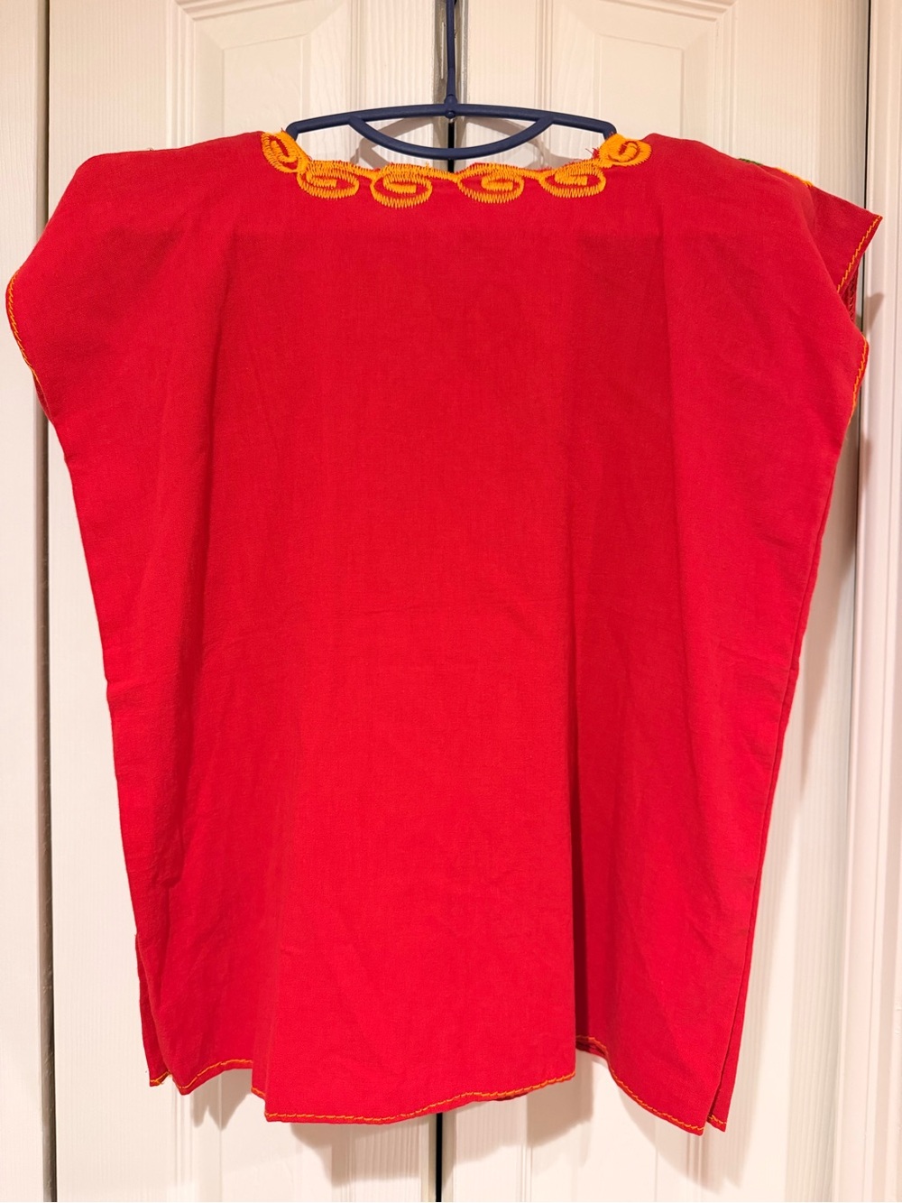Mexican Embroidered Blouse Red Floral V-Neck Women's Top - Picture 6 of 7